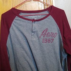 Aeropostale Long Sleeve T-shirt